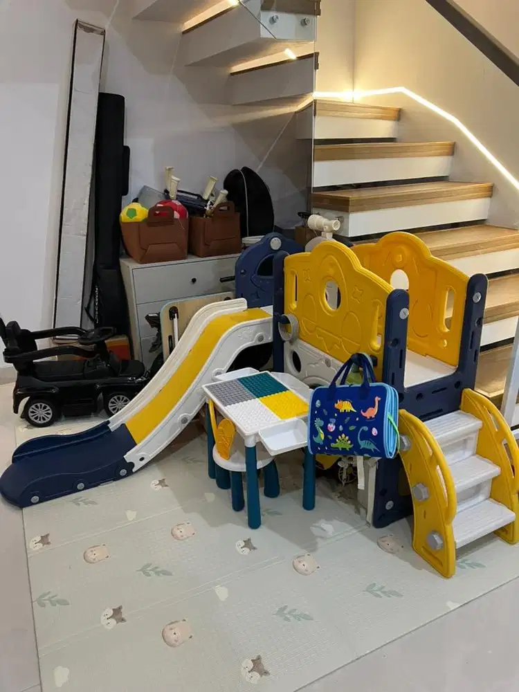 Perosotan anak ergonomis yellow navy besar