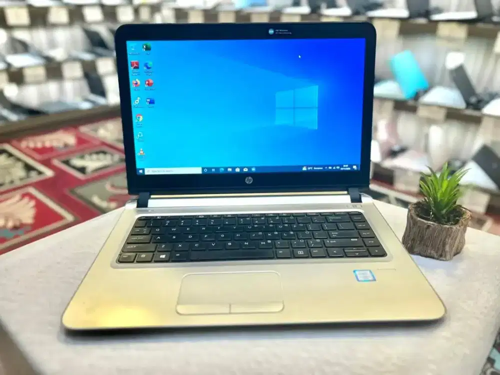 Hp Probook 430 G2. Core i5 gen 6. Ram 8gb. ssd 256gb. bergaransi.