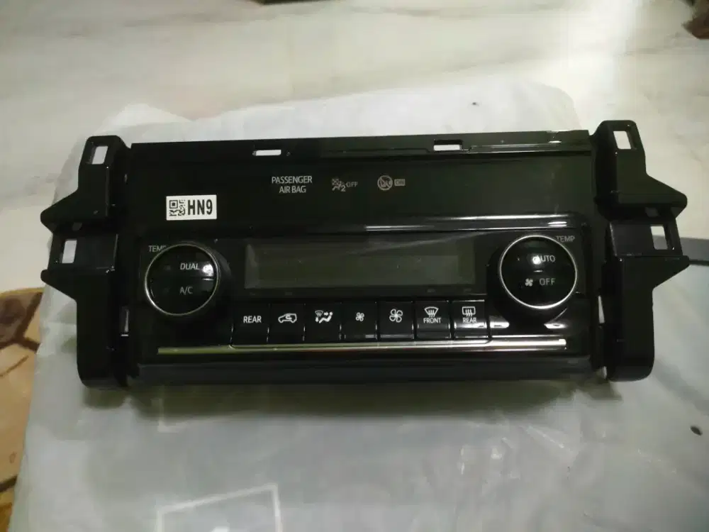 Panel control AC toyota fortuner GR Sport 2022