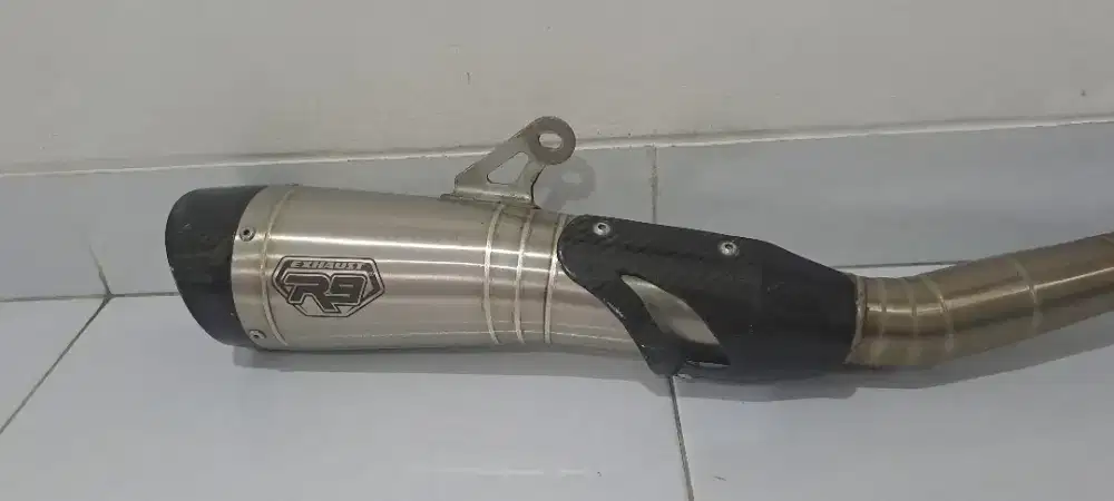 Dijual knalpot R9 h2 ss series suzuki gsx 150R