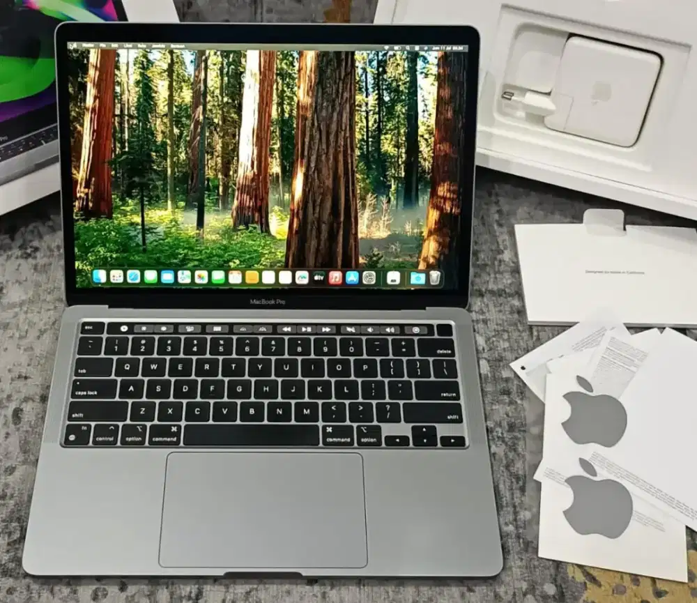 MacBook Pro M1 2020 13 TouchBar 8GB 512GB Gray Fulset Like New -CC 60-