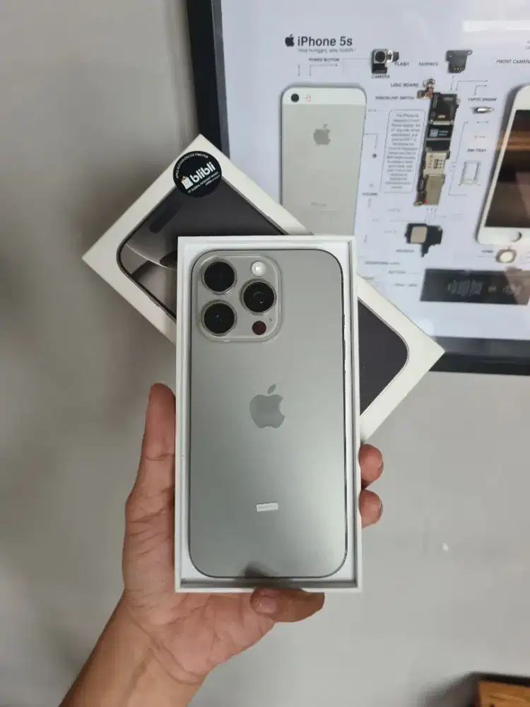 iPhone 16 Pro 128gb iBox garansi on