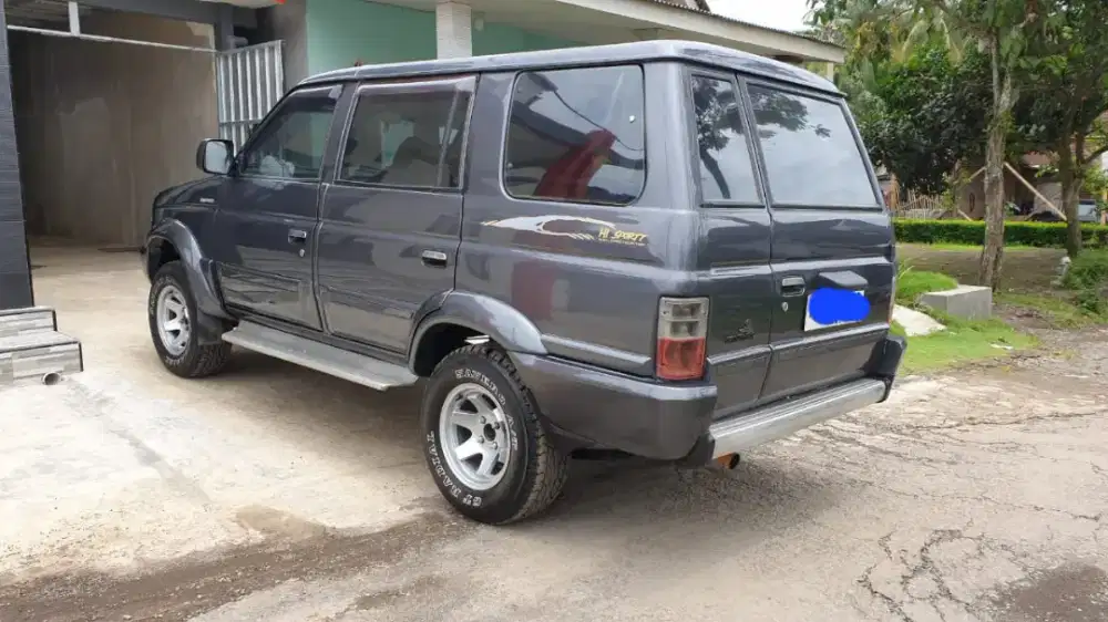 Isuzu Panther Hy-Sporty Th 97 P Jember