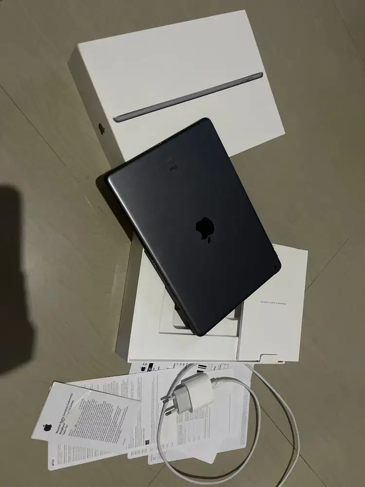 IPAD GEN 9 APPLE 256 GB WIFI RESMI IBOX(MATOT)