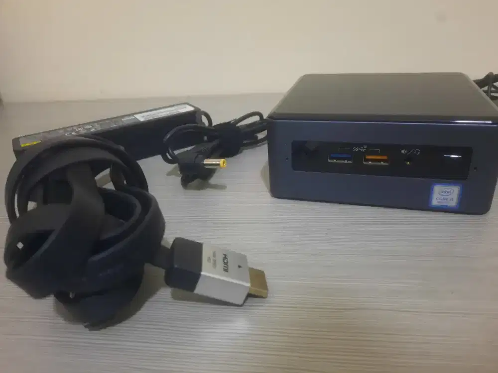PC Mini(NUC Intel Core,i3-Gen8thn)Ram-8gb-DDR4/SSD-256gb Super Cepat