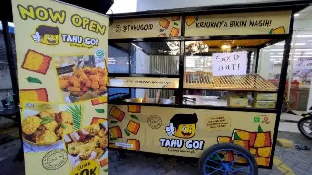 Dicari Karyawan FnB Raffles Hills Cibubur Loker