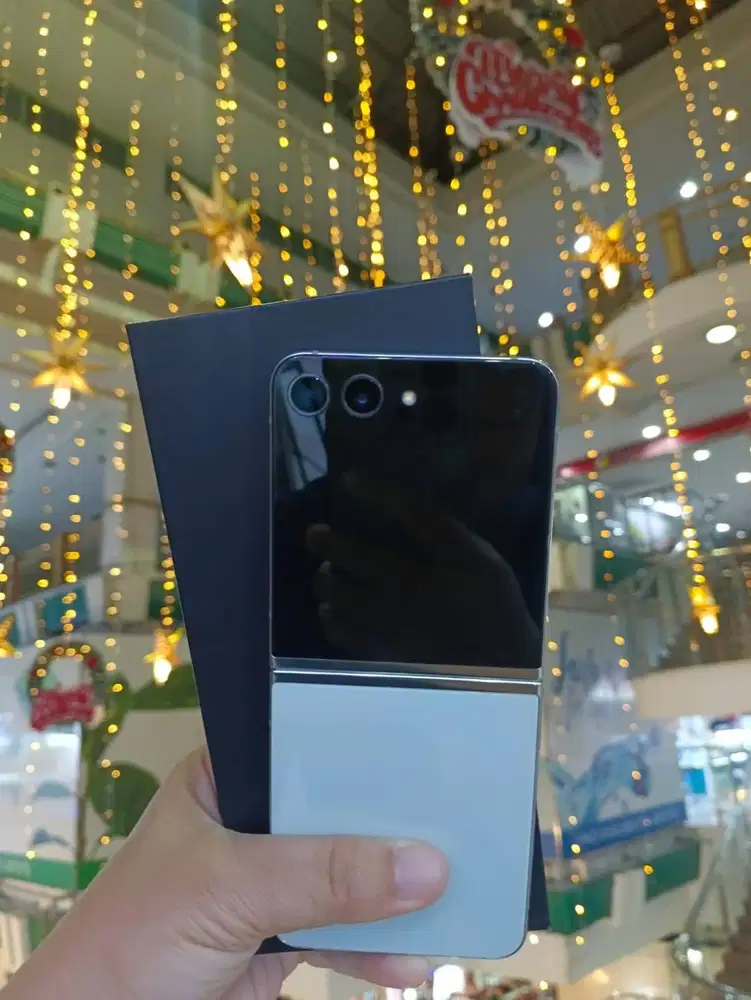 SAMSUNG GALAXY Z FLIP 5 8/256GB SECOND