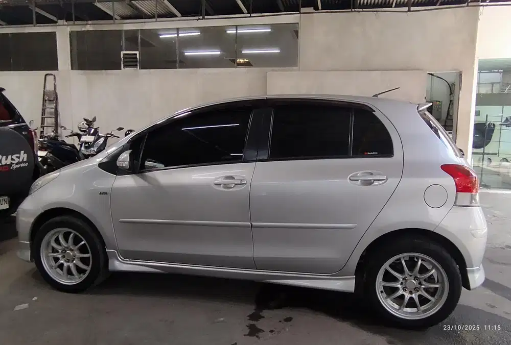 Toyota Yaris 2012 Bensin