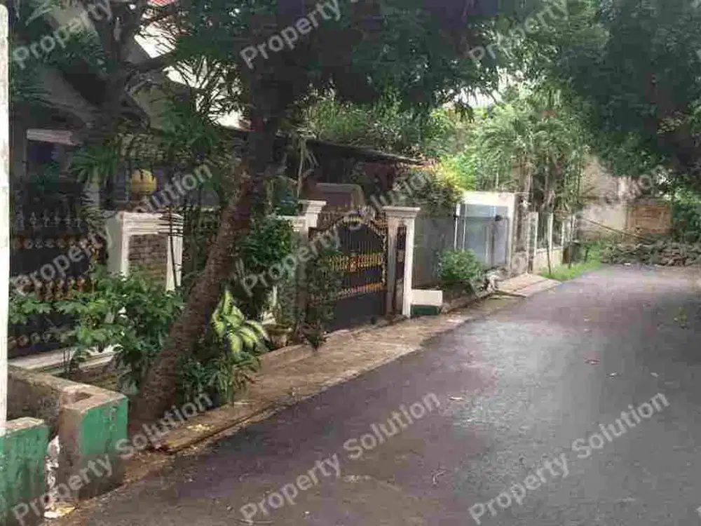 RUMAH DI MPR DALAM CILANDAK JAKSEL