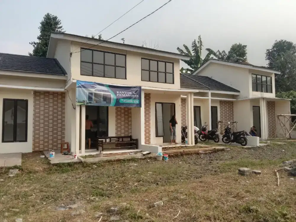 Rumah Siap Huni Akses Pinggir jalan utama