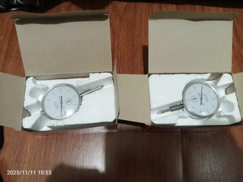 Dial indikator jarum