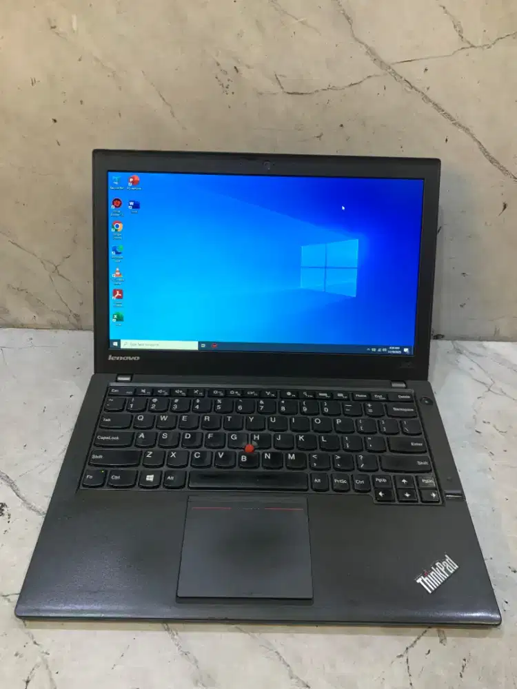 Laptop lenovo thinkpad x240 core i5 gen 4 ram 8gb ssd 128gb