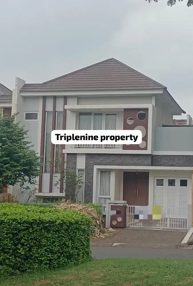 Di jual rumah 2lantai siap huni di boulevard kota wisata