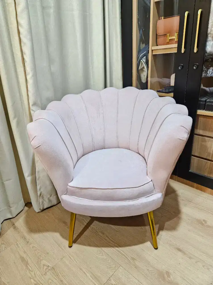 Sofa Garis gelombang