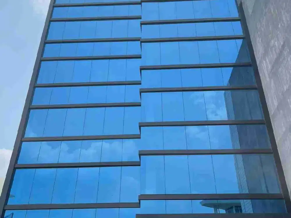 dijual gedung baru menteng jakarta pusat dekat sudirman tamrin