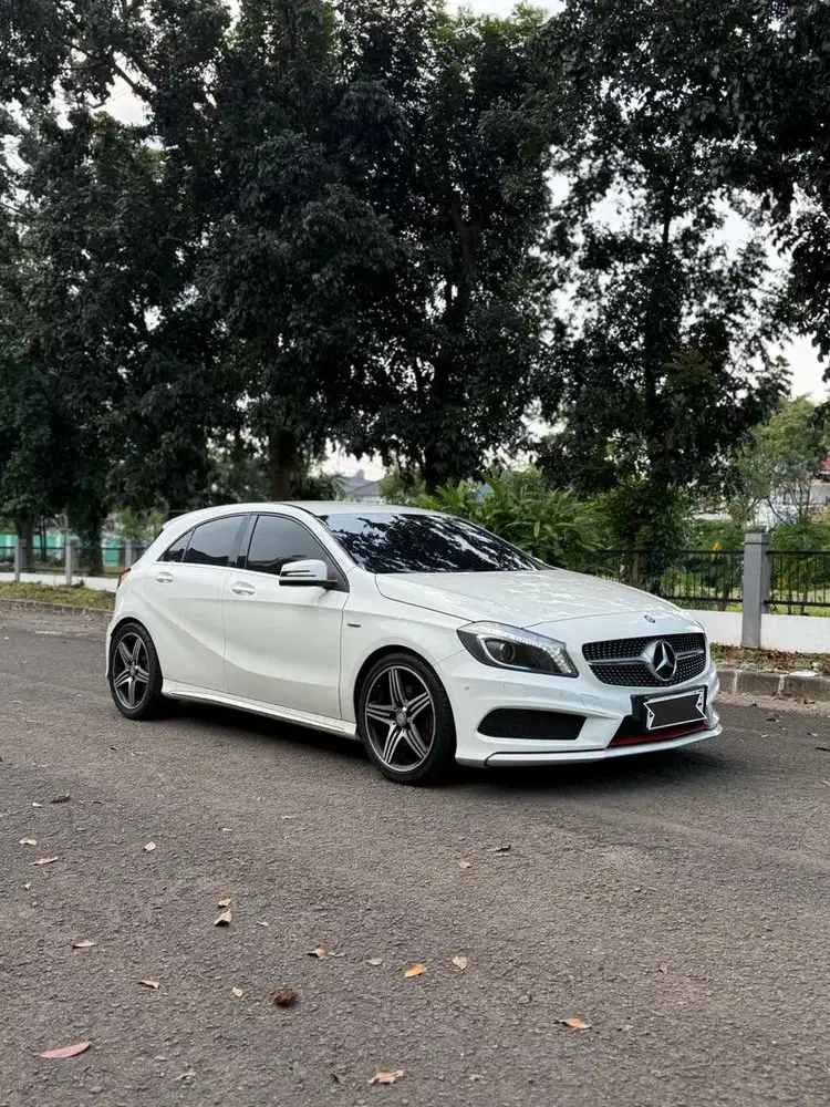 LOW KM! Mercedes Benz A250 AMG 2014