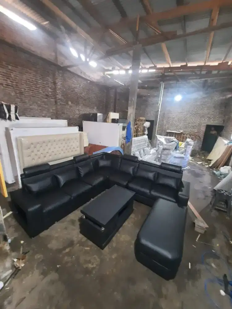 Sofa L/Sofa Sudut + puff & Meja