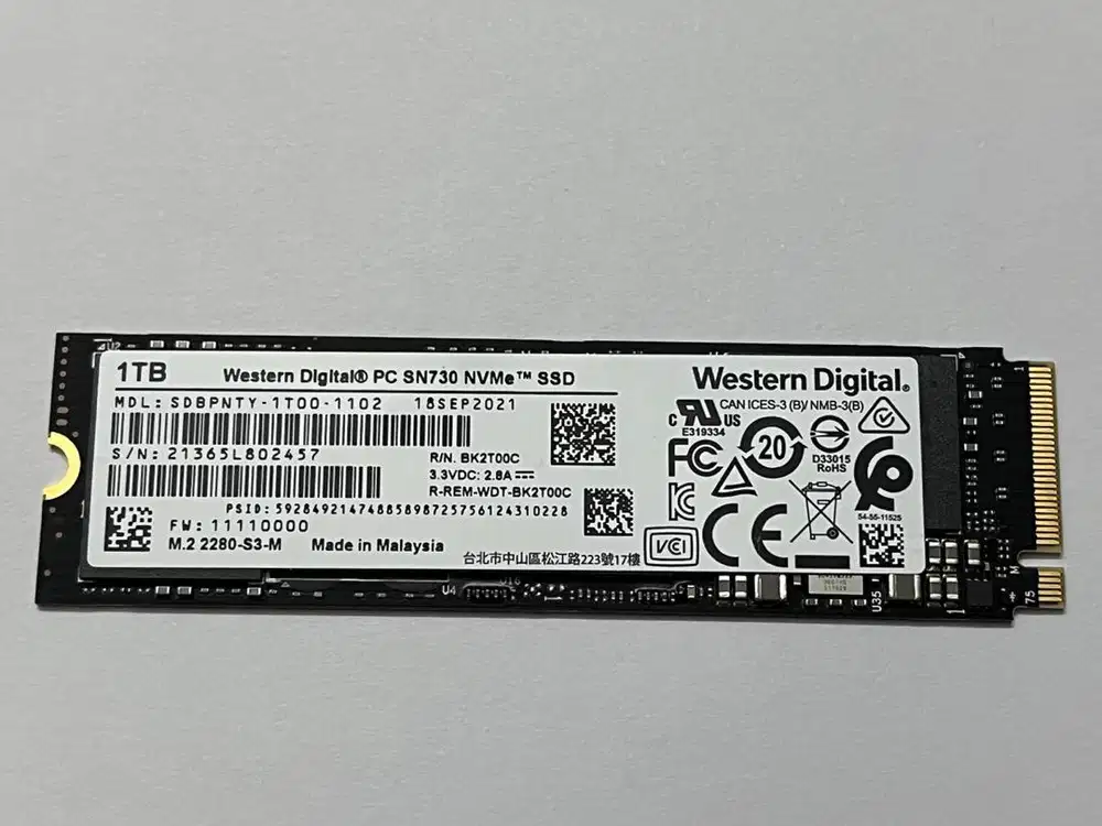 SSD NVME M2 1TB dan RAM DDr 4