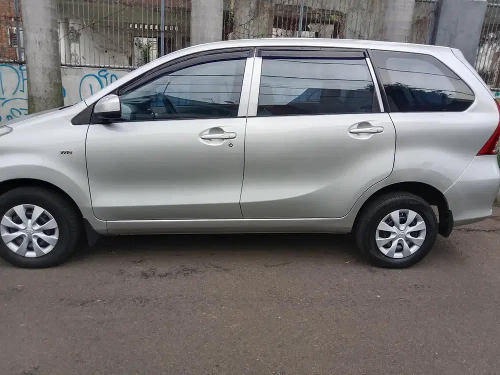 Toyota Avanza 2015 Bensin