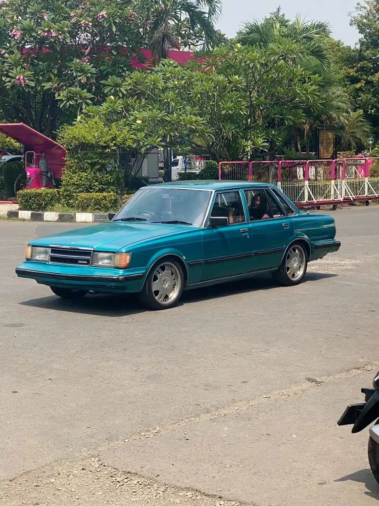Toyota Corona 1982 Bensin