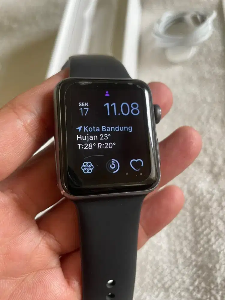 iWatch series 3 42mm Black mulus BH 95% ex iBox siap pakai