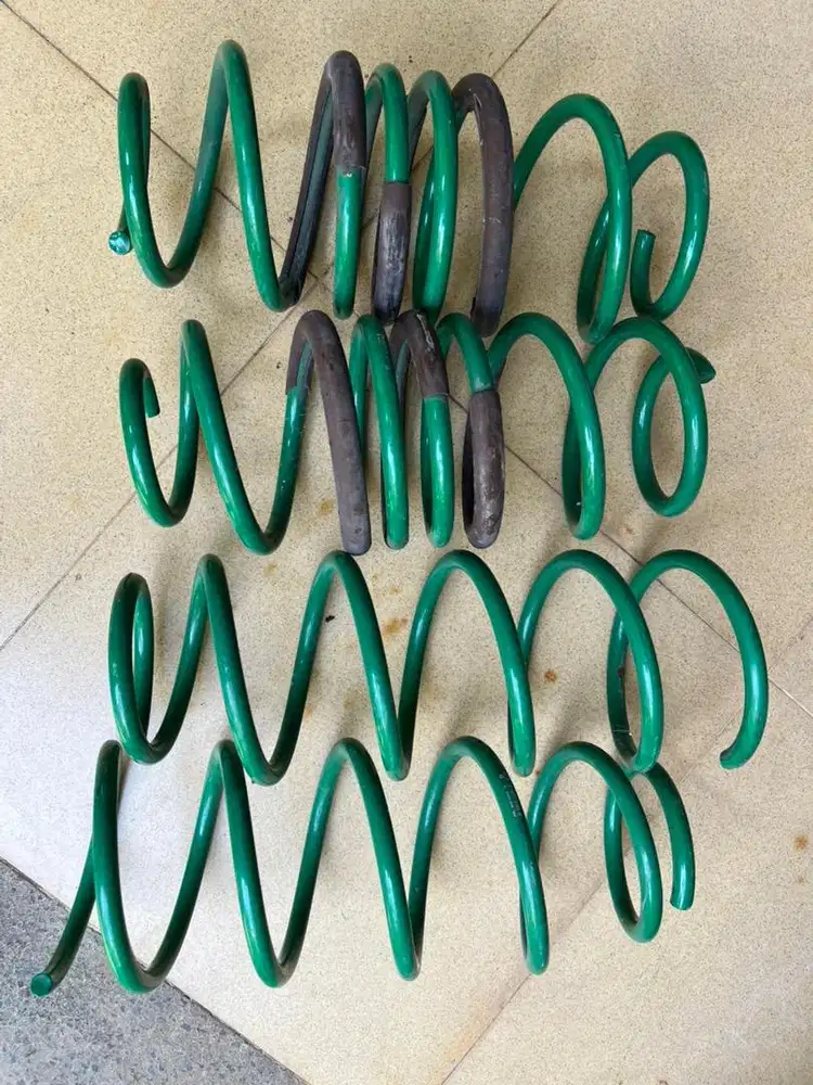 Per set Yaris TEIN Ori