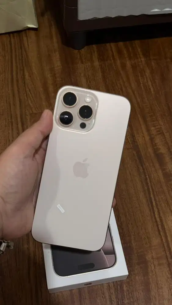 iPhone 16 Promax 256 GB Dessert Titanium Ex Ibox