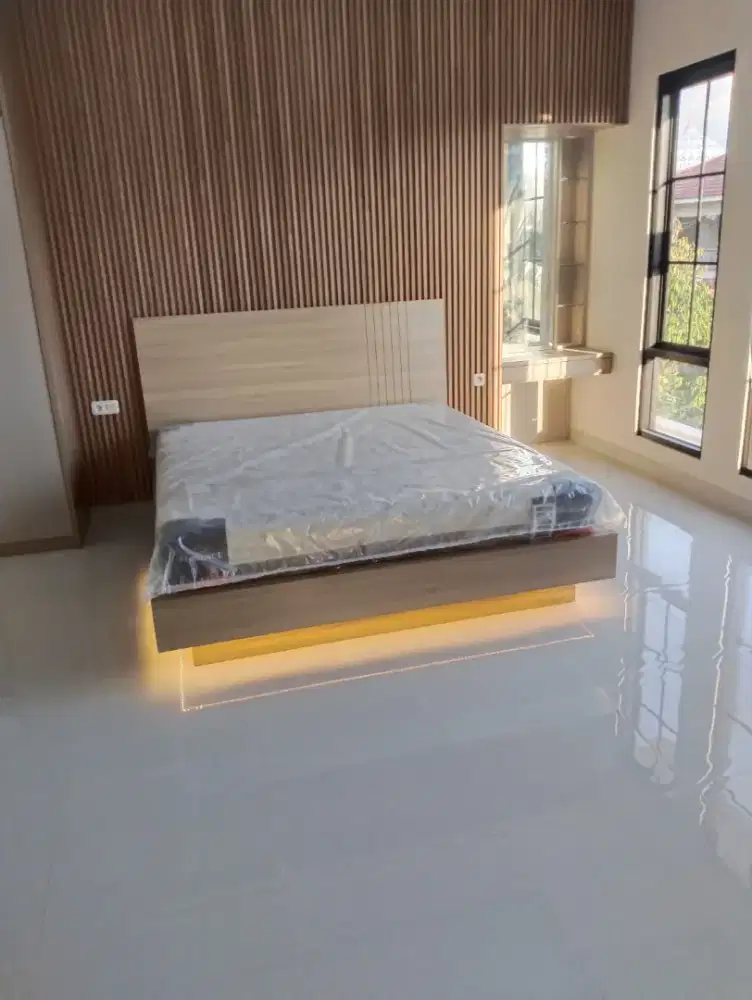 Furniture & Kitchesset