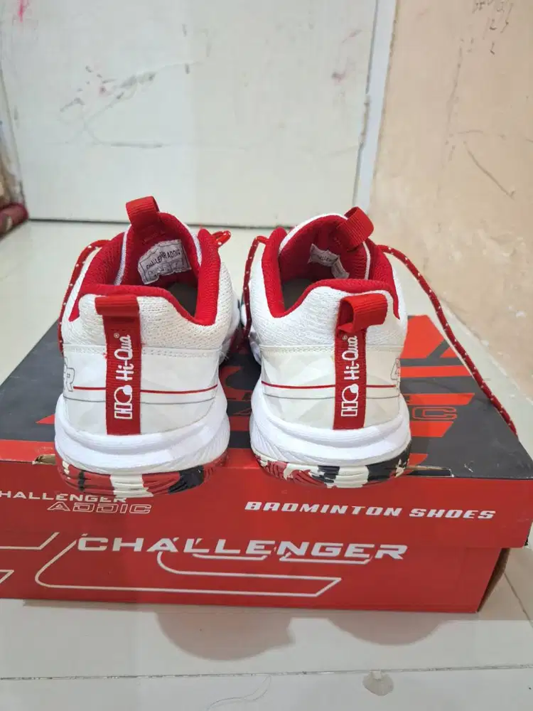 di jual cepat sepatu badminton Hi-Qua Chalenger Addict