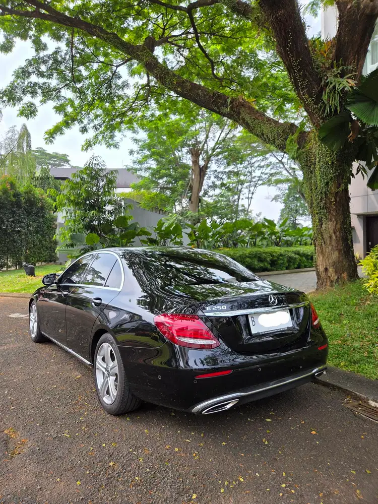 Mercedes-Benz E250 2018 Bensin