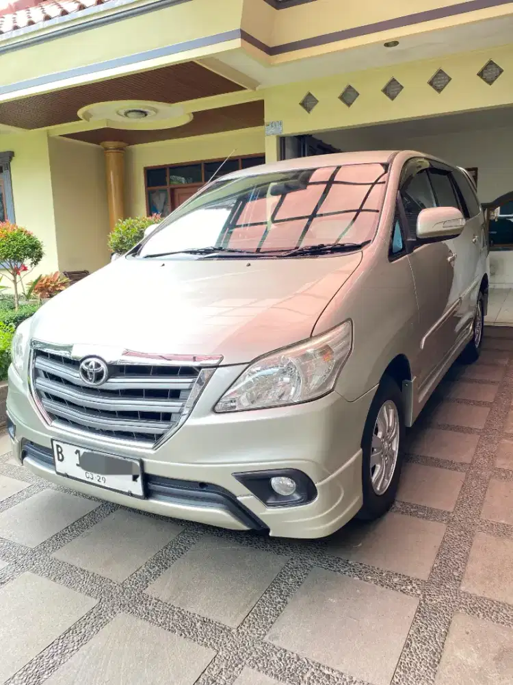 Toyota Innova 2.0 G Luxury AT