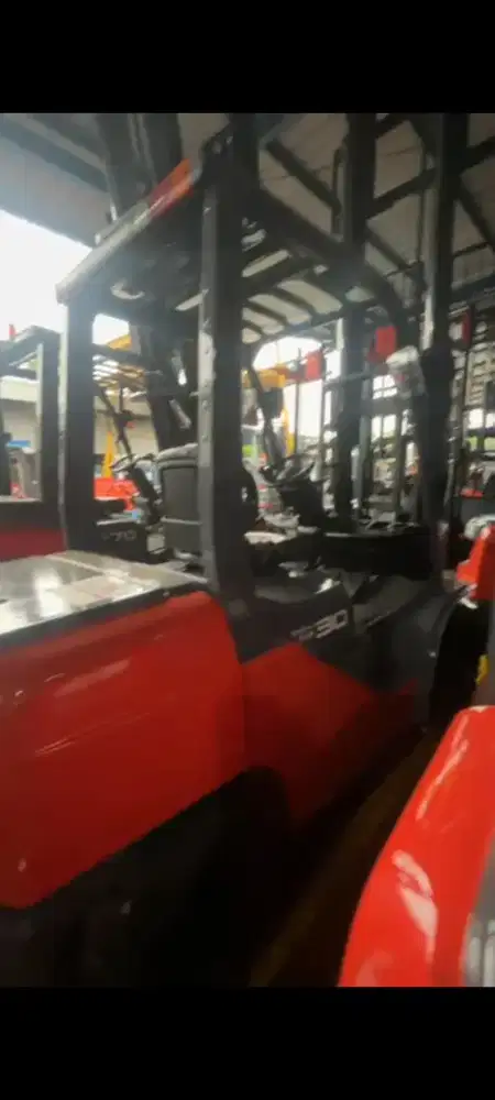 Di Jual cepat Forklift second rekondisi