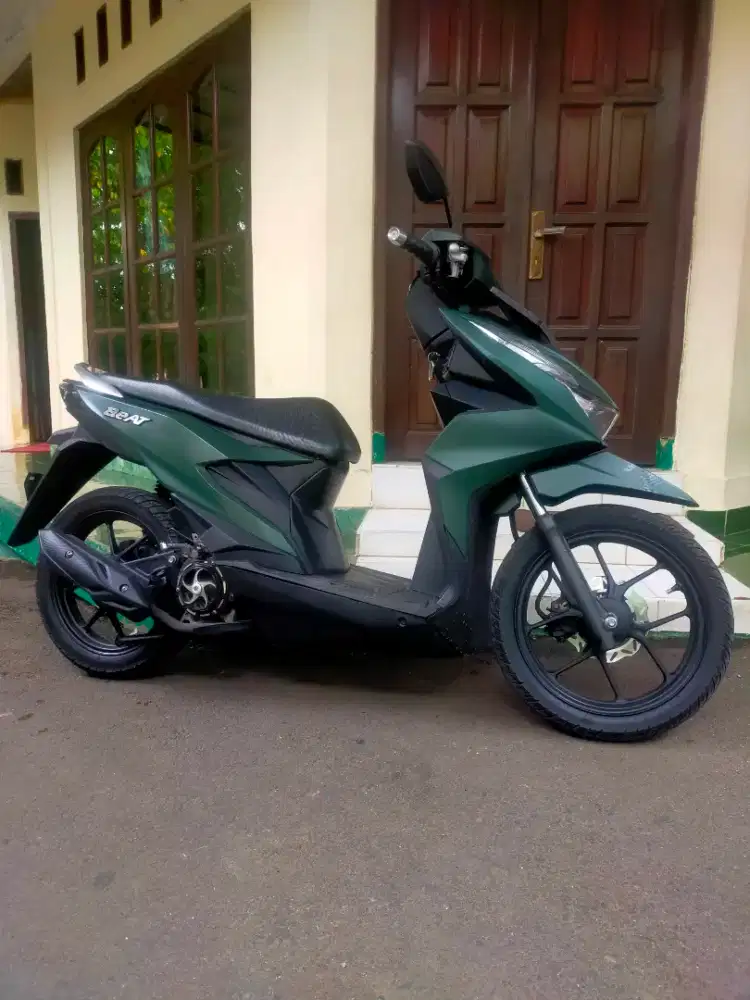 Honda Beat Deluxe CBS ISS (BU)