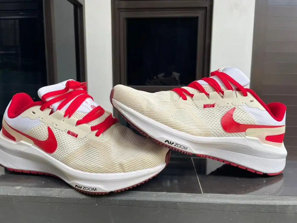 nike air zoom structure 25