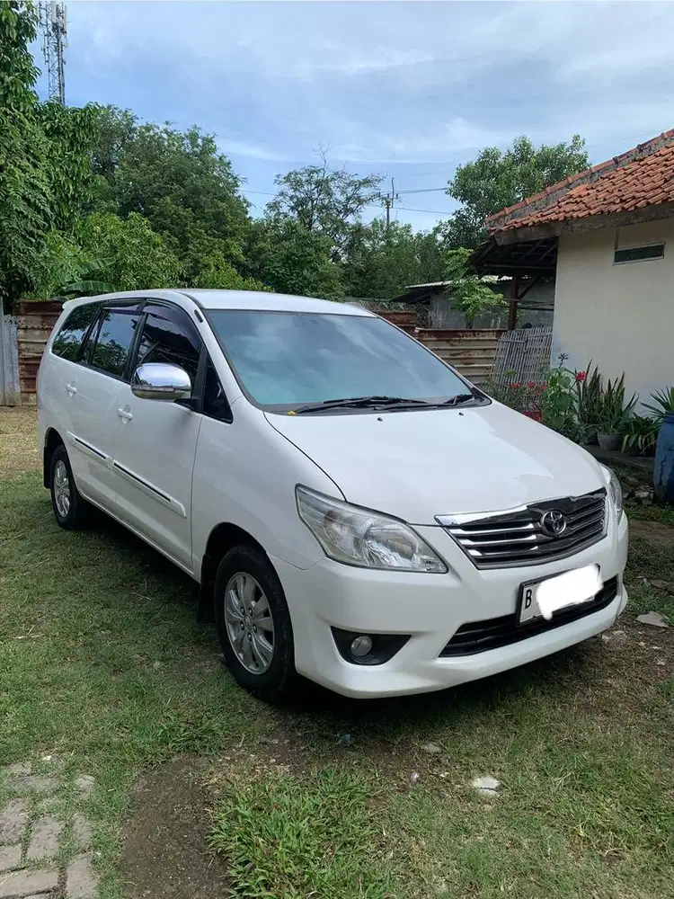 Kijang Innova G at diesel 2012