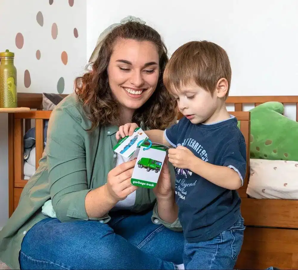 DICARI ART DAN MOMONG BANDUNG