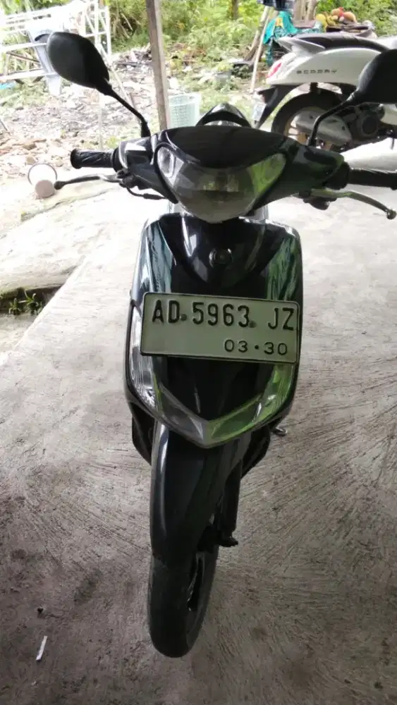 Mio sporty 2011 mulus cewek komplit pajak baru