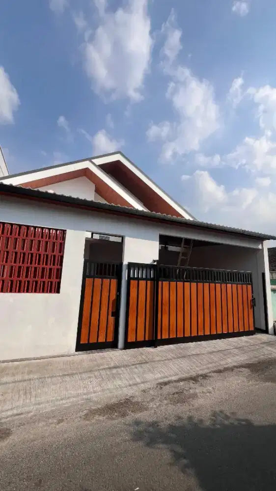 Rumah Baru Bangunan 1 Lantai
Luas Tanah 150m2
Ukuran Lebar Depan 10m