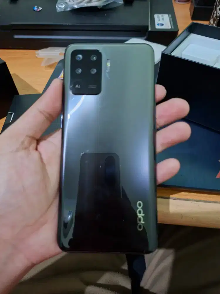 Oppo Reno 5F 8/128 Warna Hitam Second