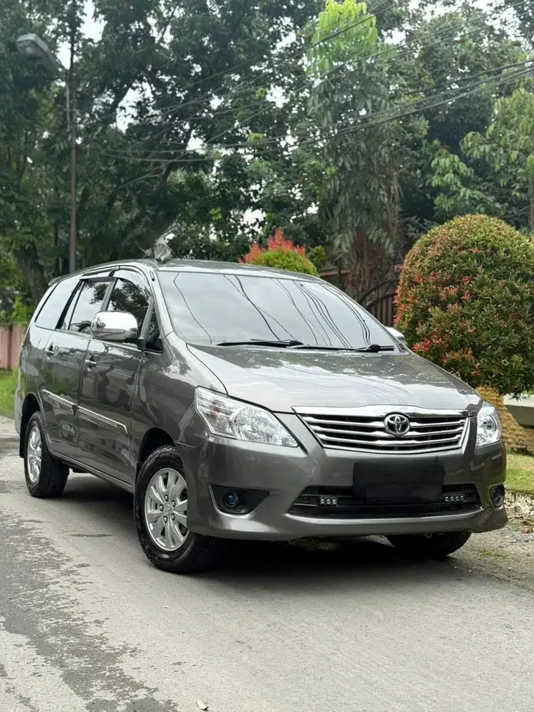 (DP 42 JUTA) Innova G Diesel Manual 2013 Grey 2012