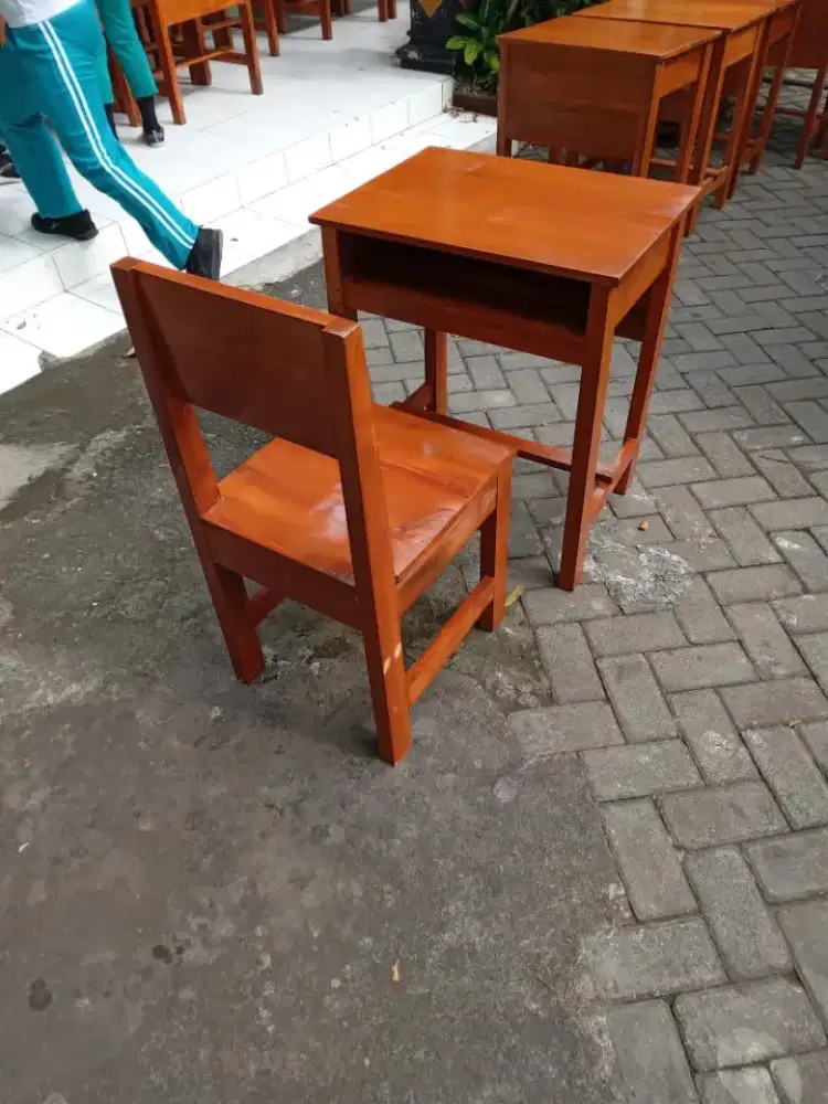 Set Kursi & Meja Belajar/Set Kursi & Meja Sekolah