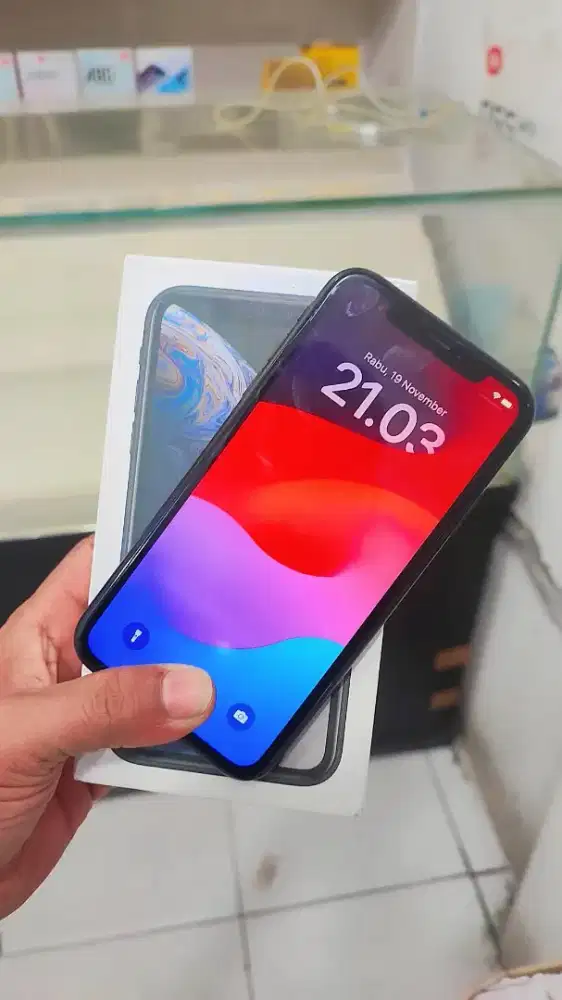 iPhone Xr 64GB all op kartu xl permanen