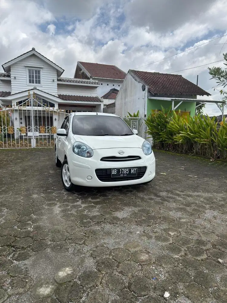 Nisan march 2011 matic