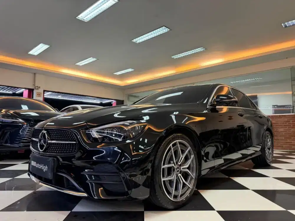 DP10% [Km8.000] E300 AMG 2023 Black Reg 2024 #AUTOHIGH
