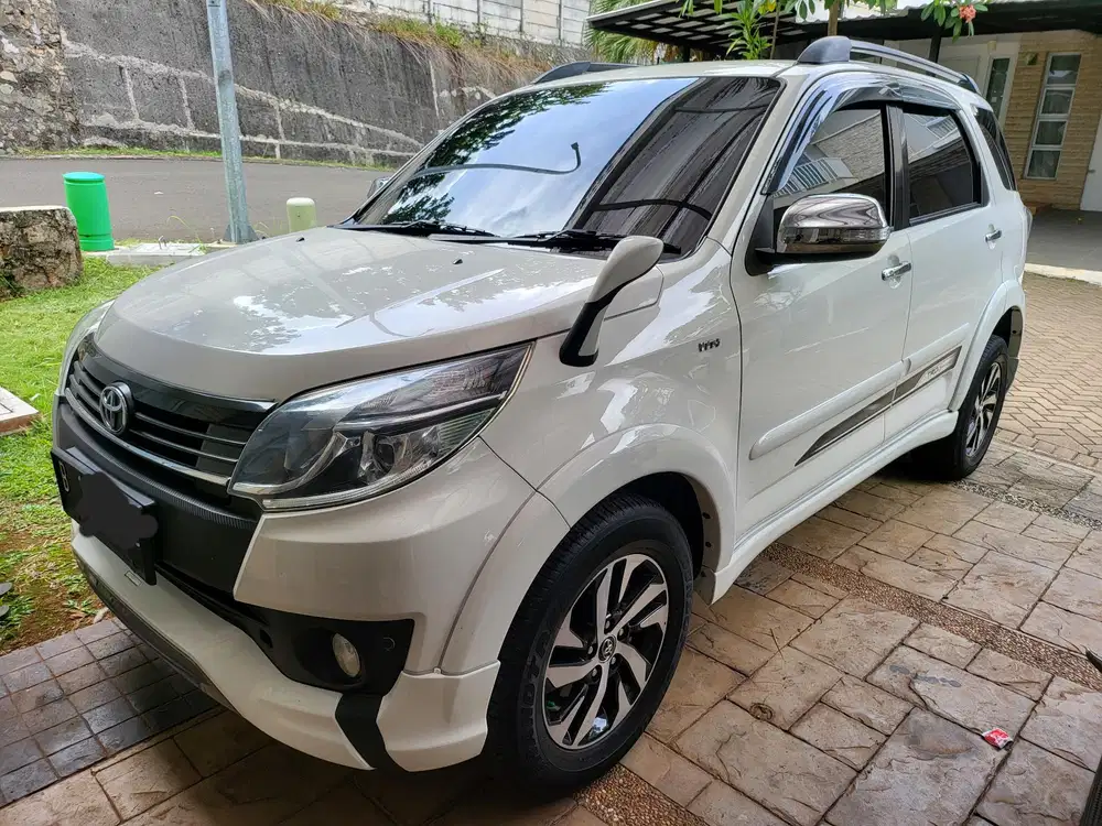 Toyota Rush 2016 Bensin