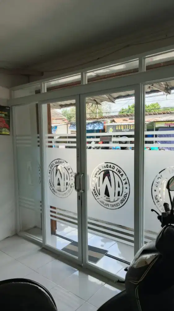 Stiker kaca buram sticker sunblasting buram es kaca film ready selalu