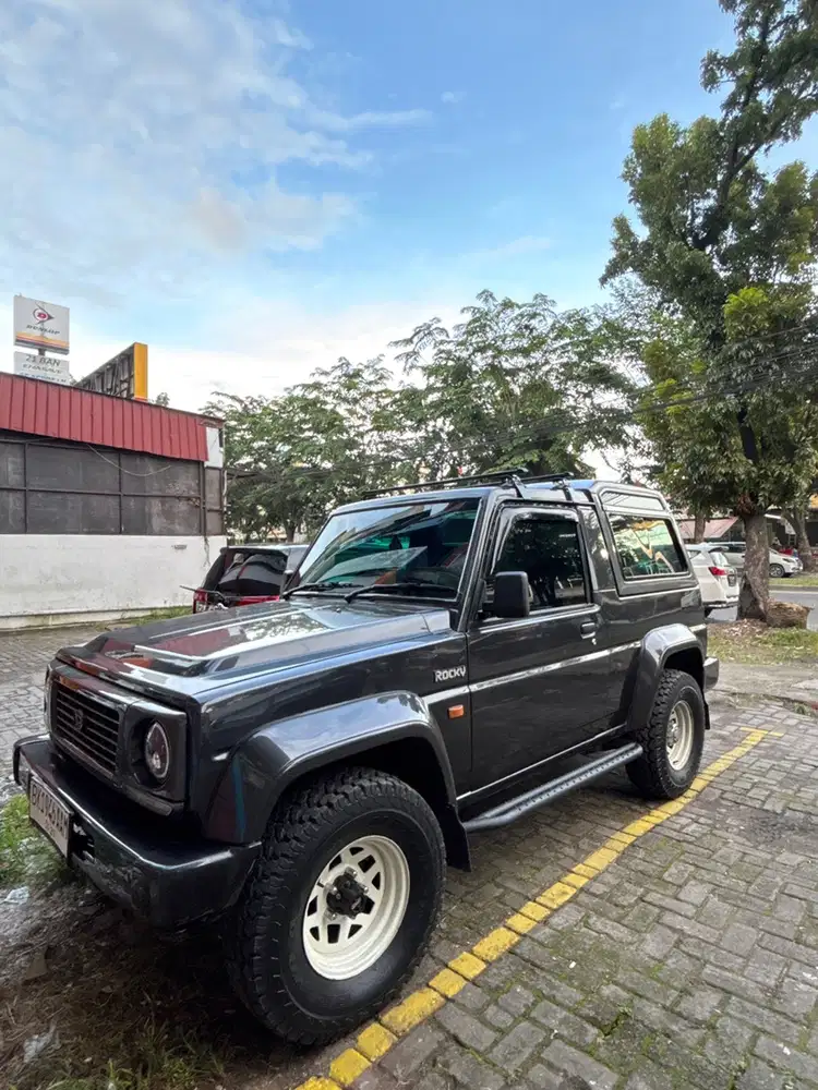 Daihatsu Taft 2000 Diesel