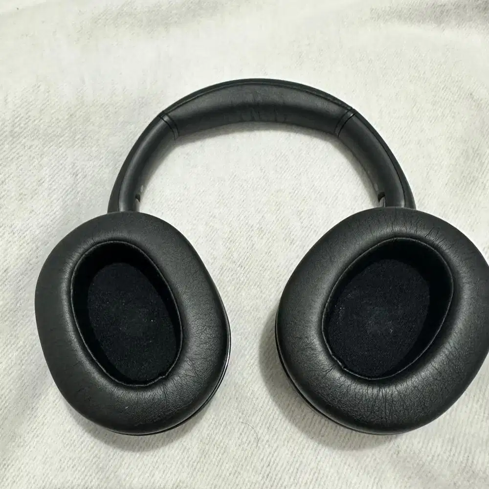 SONY ULT WEAR Black Second Preloved Unit Only