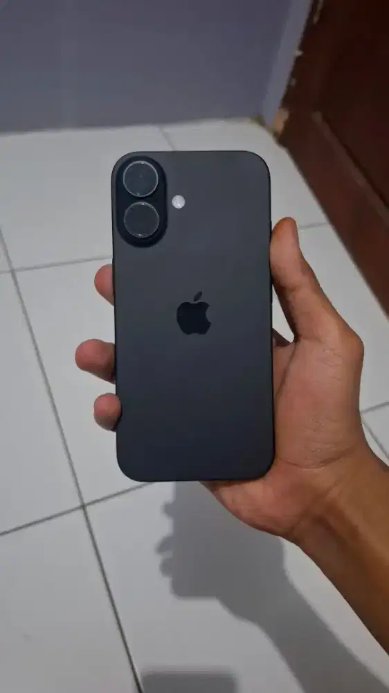 Iphone 16 (128gb)