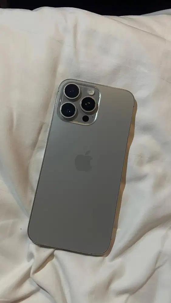 DIJUAL IPHONE 15 PROMAX 256GB (NEGO)